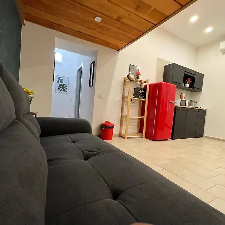 Chiaja Corner Bed and breakfast 4*